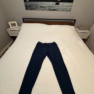 UNRL Performance Pant - EXCELLENT Condition - Men’s Large (L) - Indigo Blue